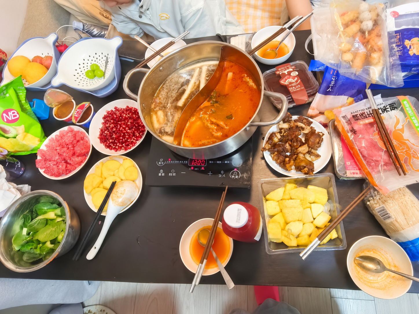 第五组火锅聚餐美食